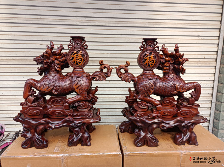 招財(cái)麒麟與貔貅 樹脂工藝品風(fēng)水?dāng)[件的吉祥寓意與實(shí)用價(jià)值